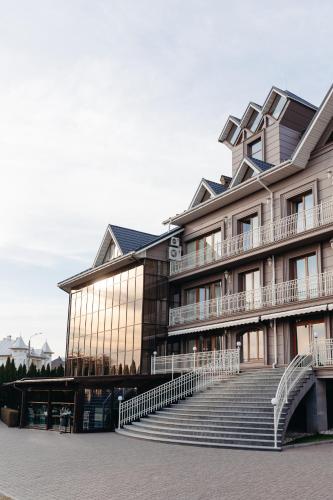 Rivoli Hotel in Chahor Rivoli Hotel in Chahor