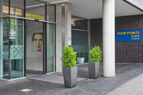 Pintu masuk, Four Points Flex by Sheraton Koblenz in Koblenz Pintu masuk, Four Points Flex by Sheraton Koblenz in Koblenz