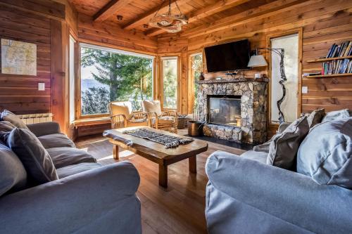 공용 라운지/TV 시청 구역, BOG Casa Inalafquen - con costa de lago in 비야 라 앙고스투라 공용 라운지/TV 시청 구역, BOG Casa Inalafquen - con costa de lago in 비야 라 앙고스투라