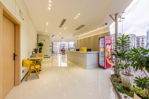 大廳, 希曼酒店(广州国际会展中心洛溪地铁站店) (CMAX Hotel Guangzhou International Convention and Exhibition Center Luoxi Subway Station Branch) in 廣州 大廳, 希曼酒店(广州国际会展中心洛溪地铁站店) (CMAX Hotel Guangzhou International Convention and Exhibition Center Luoxi Subway Station Branch) in 廣州