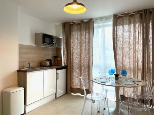 Létesítmények, Agréable 2 chambres avec Parking Proche Orly et T12 (Agreable 2 chambres avec Parking Proche Orly et T12) in Morangis Létesítmények, Agréable 2 chambres avec Parking Proche Orly et T12 (Agreable 2 chambres avec Parking Proche Orly et T12) in Morangis