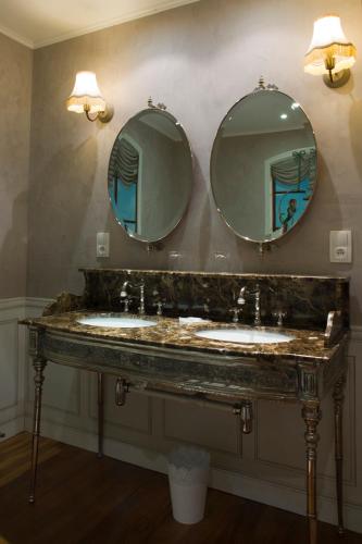 This photo about Hotel Le Home shared on HyHotel.com