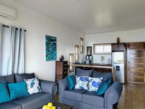 Oasis by Tres Flores in Palmetto Bay Oasis by Tres Flores in Palmetto Bay