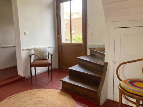 Sur les Ailes du Papillon-La Suite in Saint-Sauveur-en-Puisaye Sur les Ailes du Papillon-La Suite in Saint-Sauveur-en-Puisaye