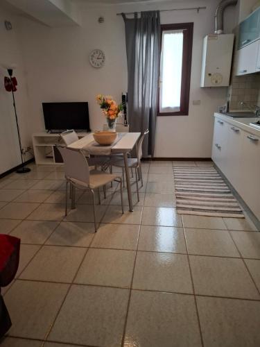 Appartamento per 5 pax centro Castelfranco in Castelfranco Veneto Appartamento per 5 pax centro Castelfranco in Castelfranco Veneto