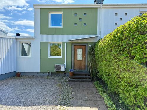 A szálláshely kívülről, Townhouse close to Beach & City Center in Falkenberg A szálláshely kívülről, Townhouse close to Beach & City Center in Falkenberg