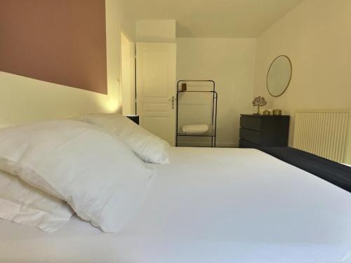Le thannaron - Centre ville in Bourg-les-Valence Le thannaron - Centre ville in Bourg-les-Valence