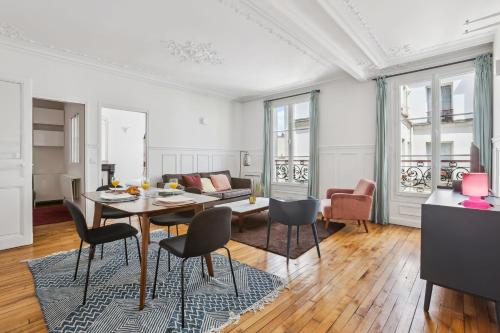 Palvelut, BnBNova - 2BR - Le Marais & Hotel de Ville in Paris Palvelut, BnBNova - 2BR - Le Marais & Hotel de Ville in Paris