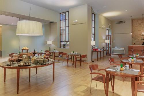 Food and beverages, Mercer Arrahona Hotel in Sabadell Food and beverages, Mercer Arrahona Hotel in Sabadell