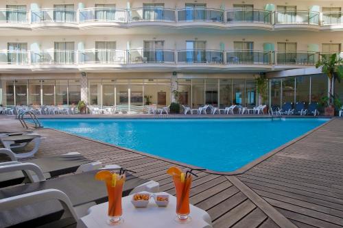 Piscină, Hotel Bahia Calpe by Pierre & Vacances in Calpe Piscină, Hotel Bahia Calpe by Pierre & Vacances in Calpe