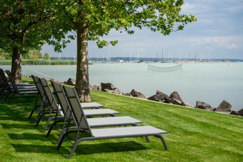 ชายหาด, Kenese Bay Garden Resort & Conference in บาลาตันเคเนสเซ่ ชายหาด, Kenese Bay Garden Resort & Conference in บาลาตันเคเนสเซ่