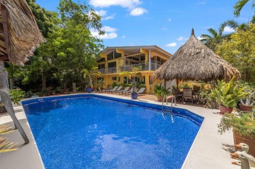 منظر, Villa Cas Grandi, Curaçao (Villa Cas Grandi, Curacao) in Nieuwpoort منظر, Villa Cas Grandi, Curaçao (Villa Cas Grandi, Curacao) in Nieuwpoort