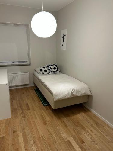 Studio - central and close to nature in Suburbs Studio - central and close to nature in Suburbs