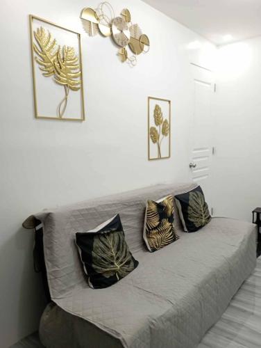 Modern House by EC Homes in Palayan Modern House by EC Homes in Palayan