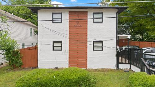 Exterior view, Skid Row Chateau- Renovated Mechanicsville Apt in Mechanicsville Exterior view, Skid Row Chateau- Renovated Mechanicsville Apt in Mechanicsville