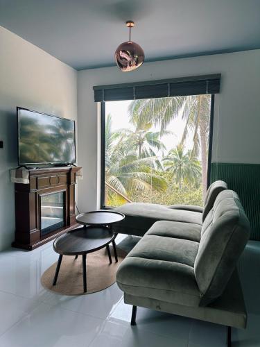 Facilities, Palm Dance Seaview with jacuzzi in June Juea Bay Facilities, Palm Dance Seaview with jacuzzi in June Juea Bay