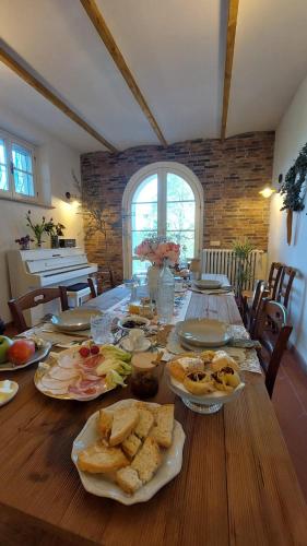 Ételek és italok, Dimora Gentile BnB in Binami Ételek és italok, Dimora Gentile BnB in Binami