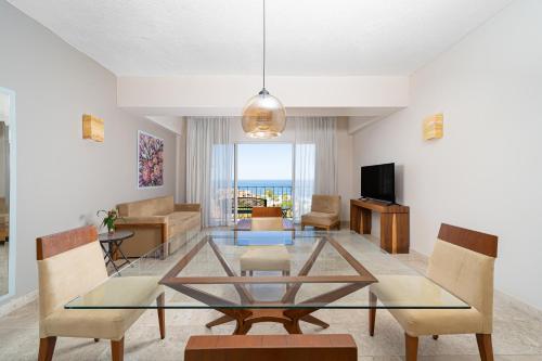 Facilities, Krystal Grand Los Cabos - All Inclusive in San Jose Del Cabo Facilities, Krystal Grand Los Cabos - All Inclusive in San Jose Del Cabo