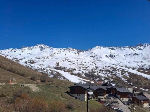 Saint-Francois-Longchamp, T3 confortable, 6 pers, proche pistes - FR-1-807-120 in Montgellafrey Saint-Francois-Longchamp, T3 confortable, 6 pers, proche pistes - FR-1-807-120 in Montgellafrey
