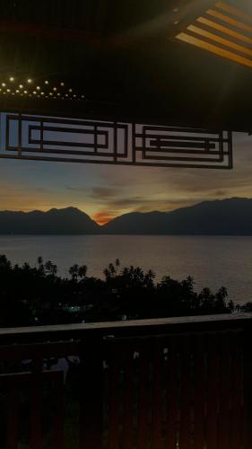 Restaurant, Bagoes View Cottages in Maninjau Restaurant, Bagoes View Cottages in Maninjau