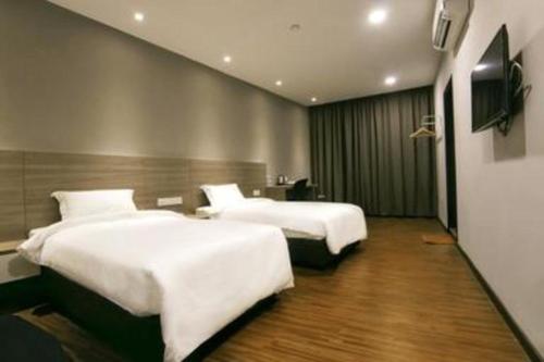 V Plus Hotel Ipoh in Kampung Kuchai V Plus Hotel Ipoh in Kampung Kuchai