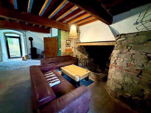 Faciliteiten, Fraîcheur garantie château perché avec rivière privée en pleine nature (Fraicheur garantie chateau perche avec riviere privee en pleine nature) in Ornolac Ussat Les Bains Faciliteiten, Fraîcheur garantie château perché avec rivière privée en pleine nature (Fraicheur garantie chateau perche avec riviere privee en pleine nature) in Ornolac Ussat Les Bains