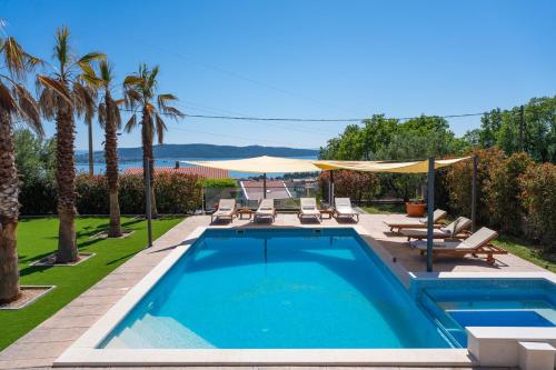 Seaview Villa Stanka with Pool and attached Jacuzzi
