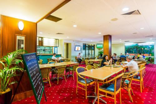 Restaurant, Markets Hotel in Sydney Olympic Park Restaurant, Markets Hotel in Sydney Olympic Park