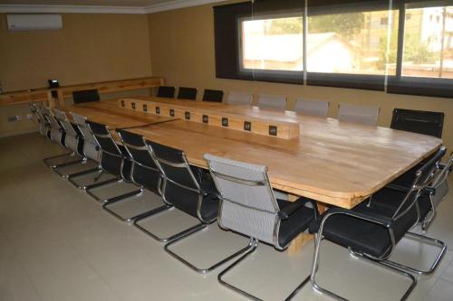 Meeting room / ballrooms, HOTEL Le SQUARE in Thies Meeting room / ballrooms, HOTEL Le SQUARE in Thies