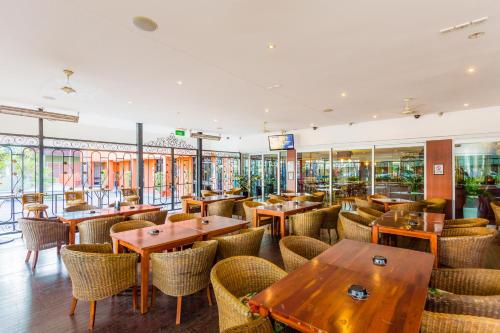 Restaurant, Markets Hotel in Sydney Olympic Park Restaurant, Markets Hotel in Sydney Olympic Park