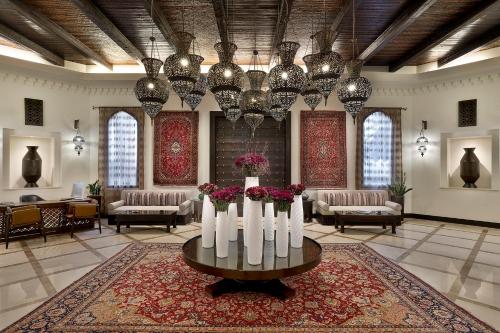 Näkymä ulkoa, Aldhafra Resort, Vignette Collection by IHG in Madinat Zayid Näkymä ulkoa, Aldhafra Resort, Vignette Collection by IHG in Madinat Zayid