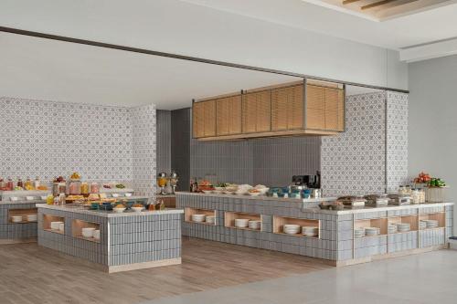 Restaurant, Fairfield by Marriott Bekasi in South Bekasi Restaurant, Fairfield by Marriott Bekasi in South Bekasi