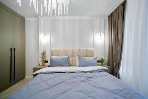 Designer Apartment with 2 Bedrooms, Full Kitchen, Rain Shower & Coffee Station and Netflix - GrandSt in Rîșcani Designer Apartment with 2 Bedrooms, Full Kitchen, Rain Shower & Coffee Station and Netflix - GrandSt in Rîșcani