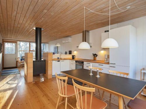 المرافق, 6 person holiday home in Væggerløse in Vaeggerlose المرافق, 6 person holiday home in Væggerløse in Vaeggerlose