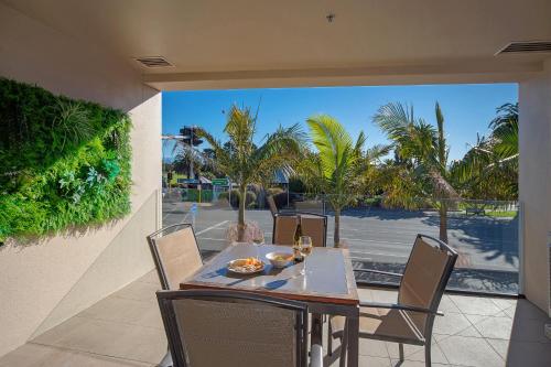 The Sands Beach Apartment in Moana The Sands Beach Apartment in Moana