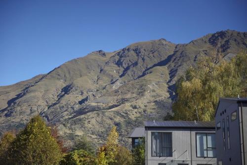 Coronet Peak Alpine Villa 30 in Arthurs Point Coronet Peak Alpine Villa 30 in Arthurs Point