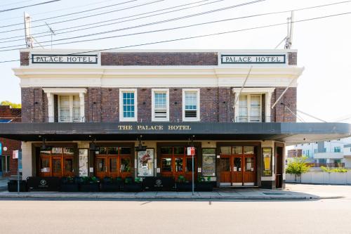Entrance, Palace Hotel Mortlake Sydney in Drummoyne Entrance, Palace Hotel Mortlake Sydney in Drummoyne
