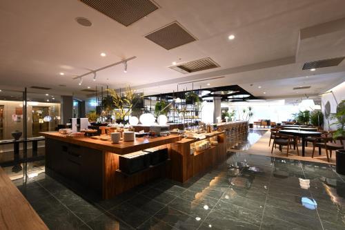 bar/salon, Via Hotel Breeze near Guandu Temple (Kuantu Temple) bar/salon, Via Hotel Breeze near Guandu Temple (Kuantu Temple)