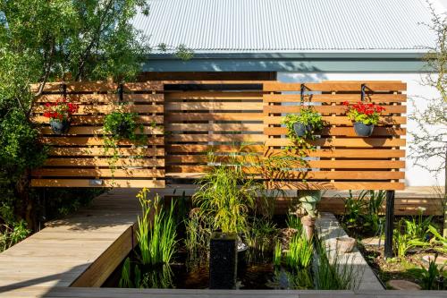 Taman, The Blomhuis Apartments in Mcgregor Taman, The Blomhuis Apartments in Mcgregor