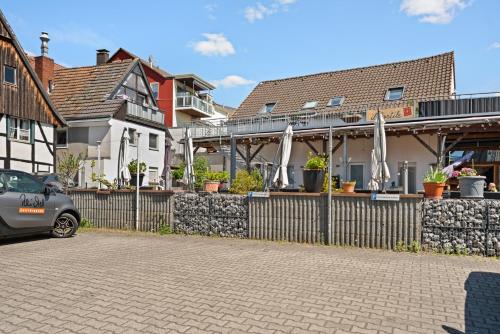 Vista exterior, Moderne Ferienwohnung im Herdecker Zentrum für 3 Personen-mit Balkon-Grill-Gratis Parkplatz-WLAN (MOLA Apartments-Moderne Ferienwohnung im Herdecker Zentrum fur 3 Personen-mit Balkon-Grill-Gratis Pa) in Herdecke Vista exterior, Moderne Ferienwohnung im Herdecker Zentrum für 3 Personen-mit Balkon-Grill-Gratis Parkplatz-WLAN (MOLA Apartments-Moderne Ferienwohnung im Herdecker Zentrum fur 3 Personen-mit Balkon-Grill-Gratis Pa) in Herdecke