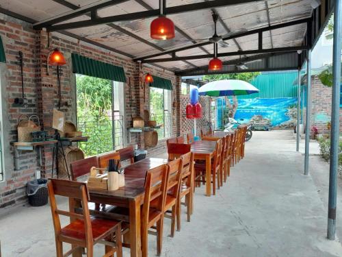 Restaurant, Mina Cafe & Stay in Quan Lan Island Restaurant, Mina Cafe & Stay in Quan Lan Island