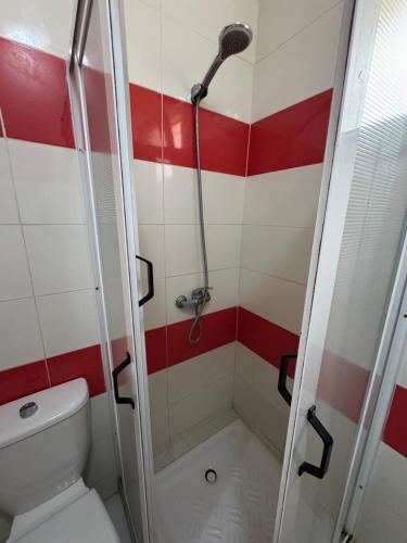 淋浴設備, Apartment with swimming pool Marina in 薩伊迪耶 淋浴設備, Apartment with swimming pool Marina in 薩伊迪耶