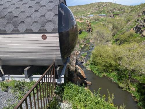 Guesthouse by the river in Hrazdan Guesthouse by the river in Hrazdan