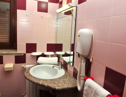 This photo about Hotel Le Rose shared on HyHotel.com