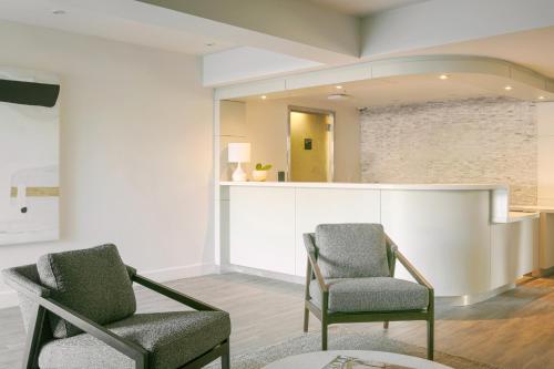 Lobi, Hotel Solarena in Newport Beach (CA) Lobi, Hotel Solarena in Newport Beach (CA)