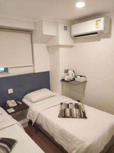Goodrich Hotel near Kowloon MTR Station Goodrich Hotel near Kowloon MTR Station