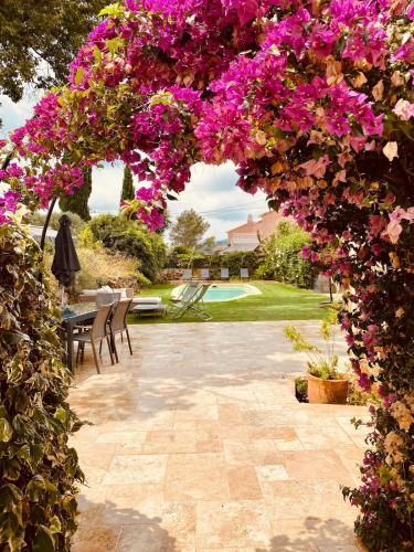 Villa 9 people maximum in Bagnols-en-Foret Villa 9 people maximum in Bagnols-en-Foret