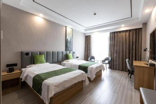 GreenTree Inn Zhoushan New Town Hotel in Dinghai GreenTree Inn Zhoushan New Town Hotel in Dinghai
