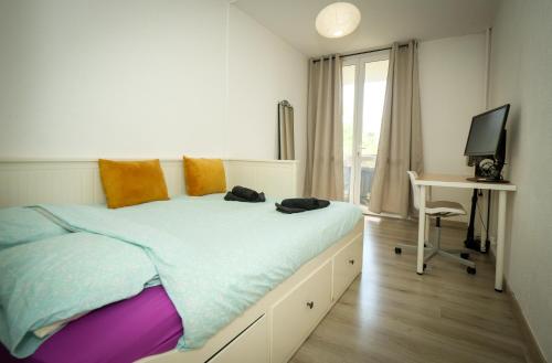 Appart 6 pers Marignane à 5 min -plage et aéroport (Appart 6 pers Marignane a 5 min -plage et aeroport) in Marignane Appart 6 pers Marignane à 5 min -plage et aéroport (Appart 6 pers Marignane a 5 min -plage et aeroport) in Marignane