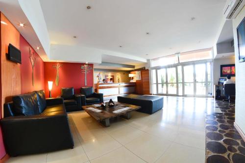 大堂, 拉米森波薩達斯酒店 (La Mision Posadas) in 波薩達斯 大堂, 拉米森波薩達斯酒店 (La Mision Posadas) in 波薩達斯